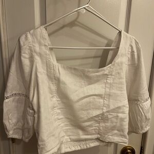 Ann Taylor White Puff Sleeve Crop Blouse